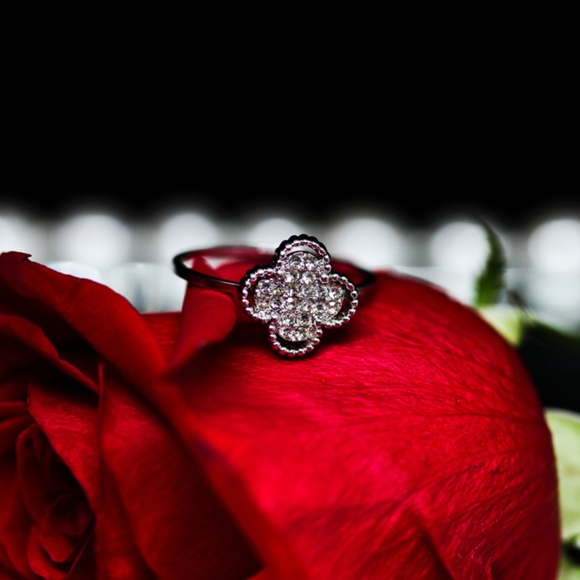 925 Gold Dipped Pave CZ White Topaz Statement Ring - Picture 6 of 8